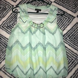 Chevron top
